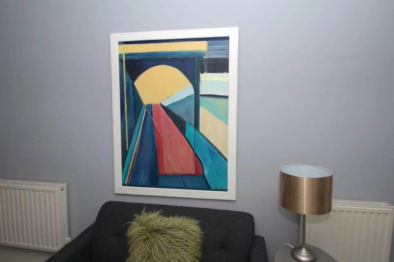 43 Flat 9 Montgomery Street Hotel Edinburgh