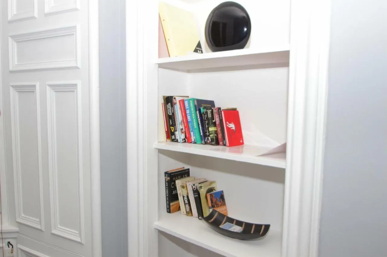 Апартаменты Отель 43 Flat 9 Montgomery Street Эдинбург