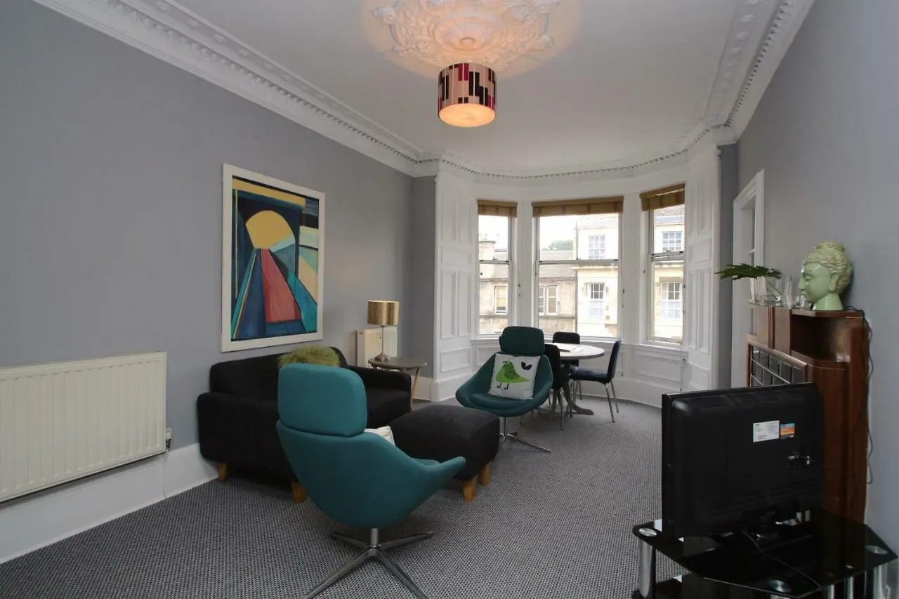 Отель 43 Flat 9 Montgomery Street Эдинбург